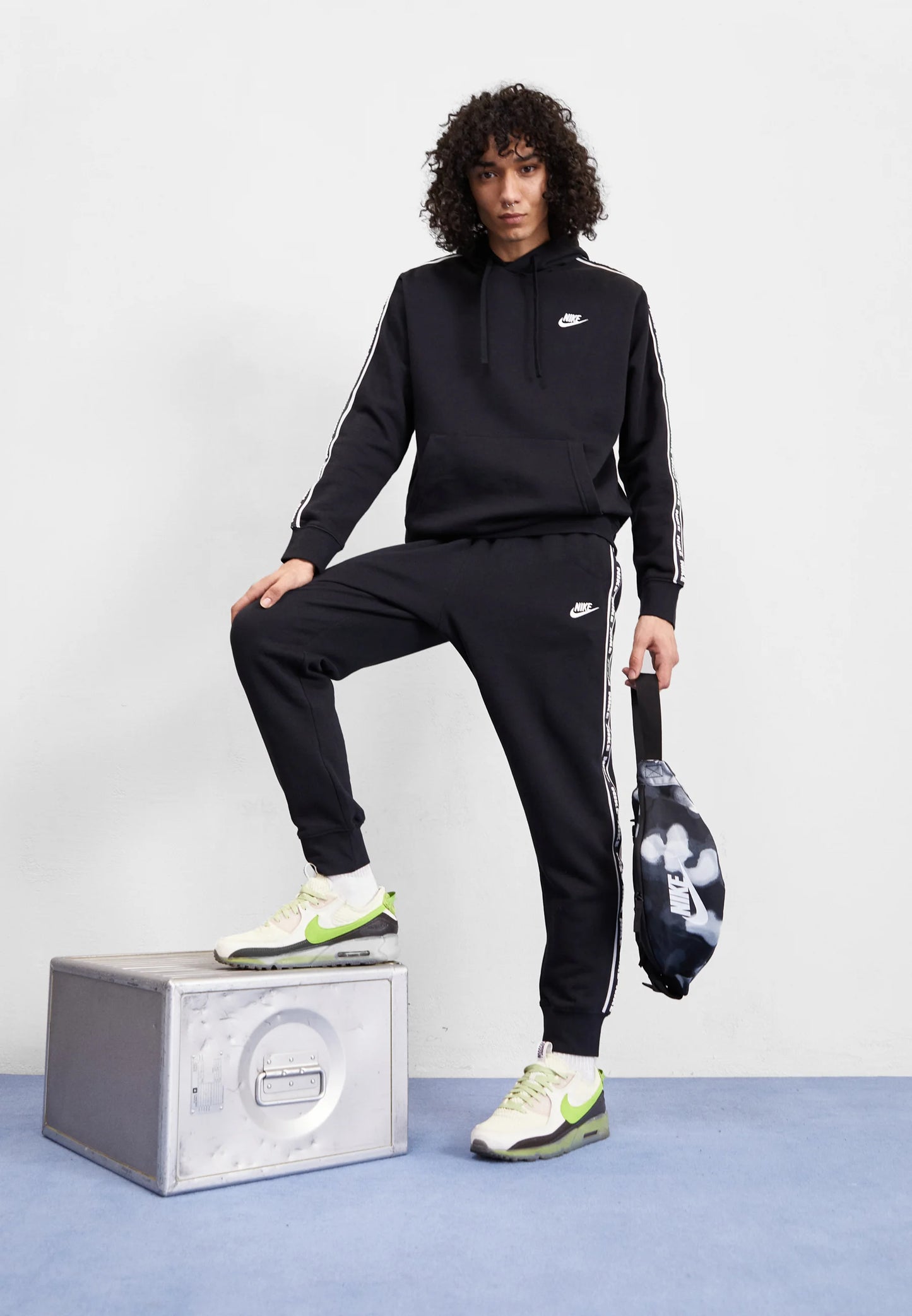 Survêtement Nike Homme - Style et Confort Sportif 👟🔥